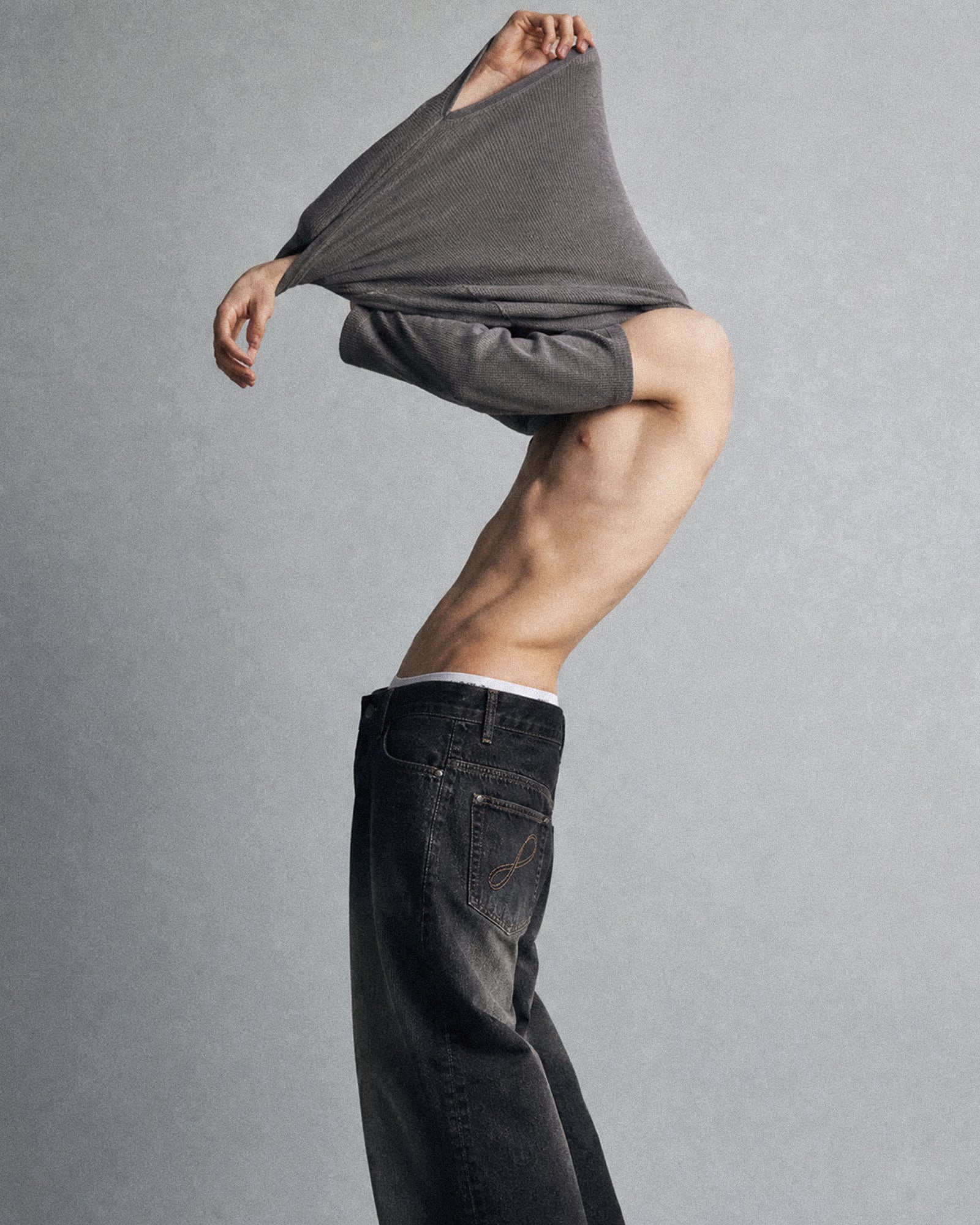 LOOSE FIT JEANS – Labyrinth