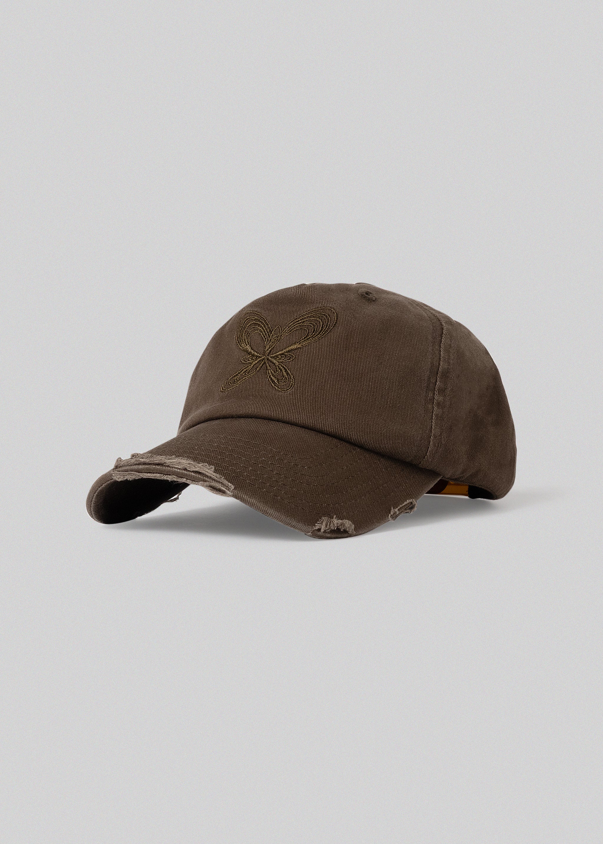 LABYRINTH BUTTERFLY CAP 