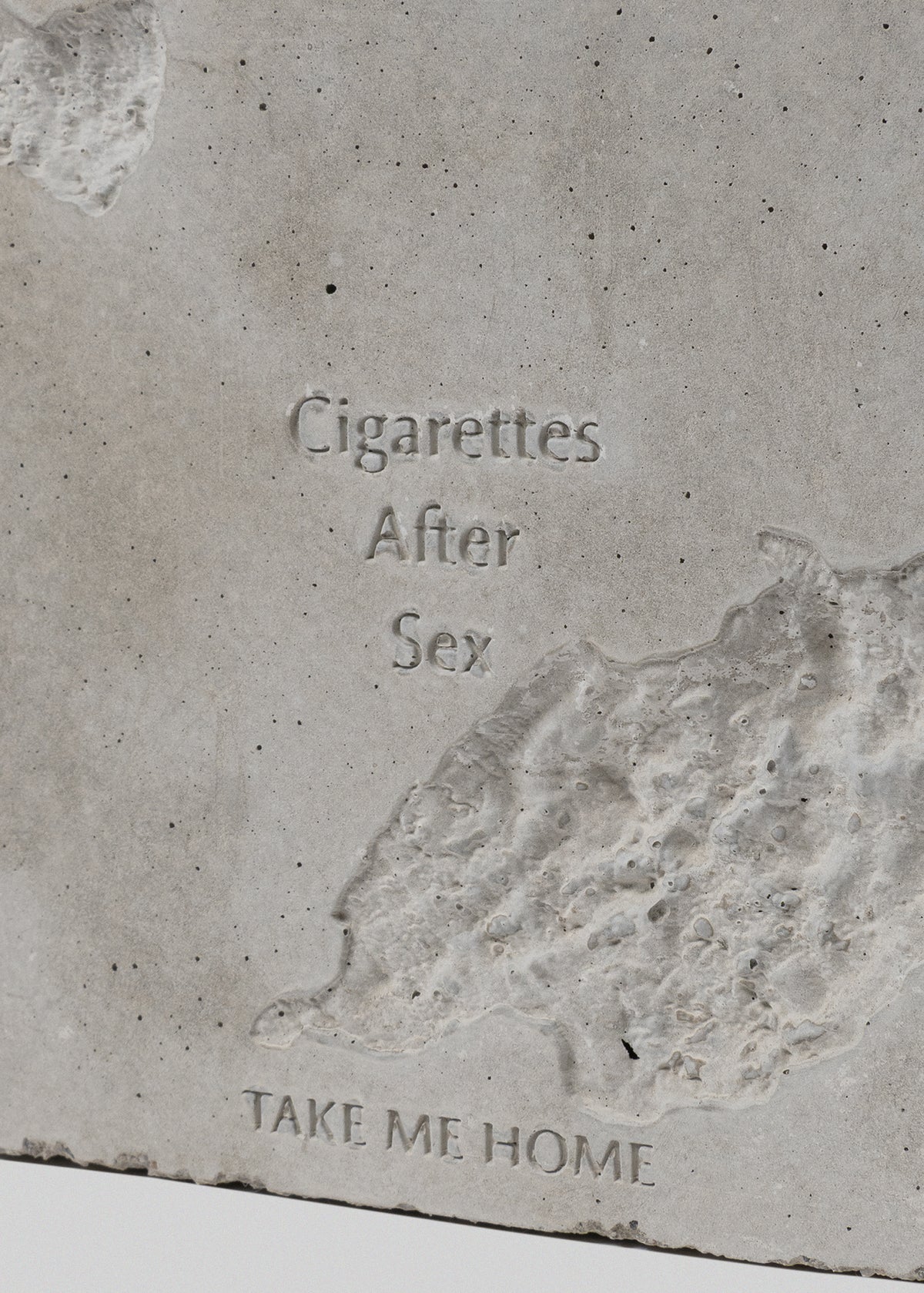 MORTAR FRAGRANCE CANDLE "Cigarettes After Sex"